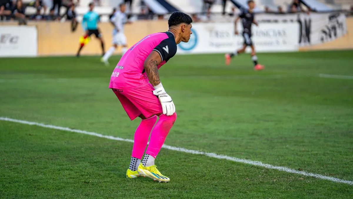 从贫民少年到全垒打传奇贝比鲁斯如何重塑棒球运动并影响美国体育文化